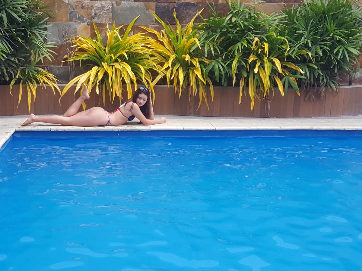 Hostal Las Velas Hotel Manta Ngoại thất bức ảnh