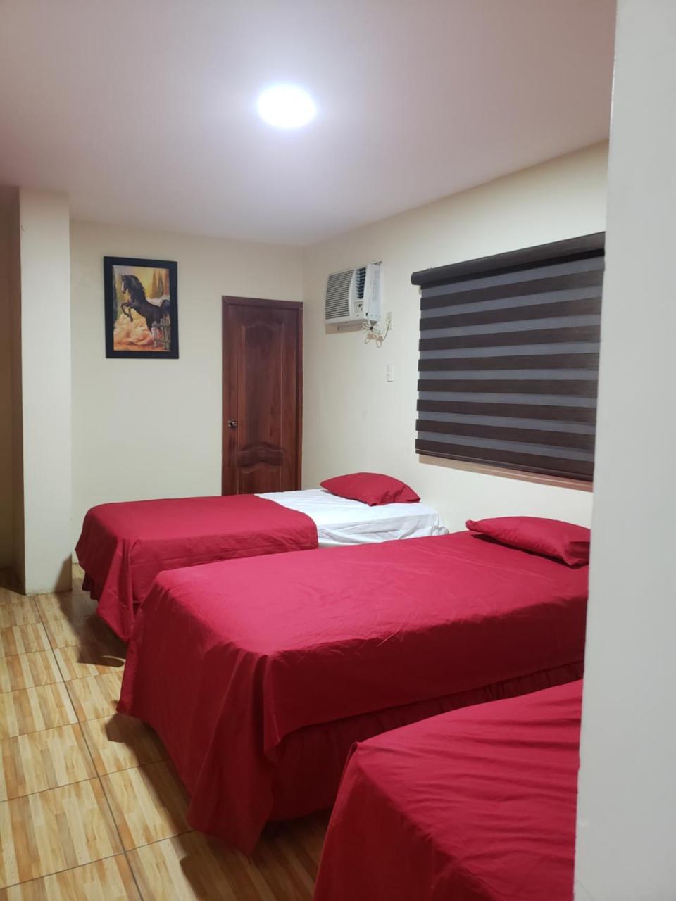 Hostal Las Velas Hotel Manta Ngoại thất bức ảnh