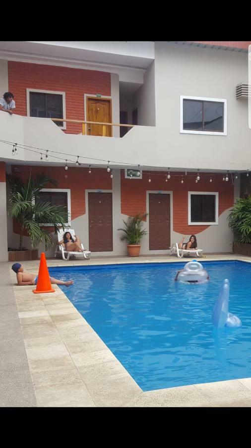 Hostal Las Velas Hotel Manta Ngoại thất bức ảnh